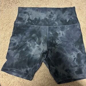 Lulu align shorts